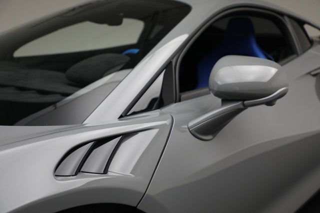 2023 McLaren Artura Base