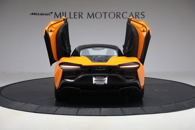 2023 McLaren Artura Vision