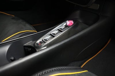 2023 McLaren Artura Vision