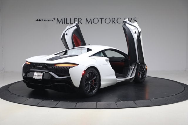 2023 McLaren Artura TechLux