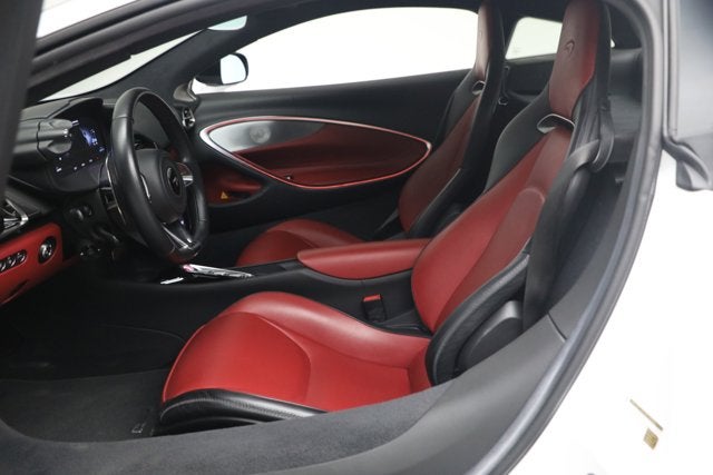 2023 McLaren Artura TechLux