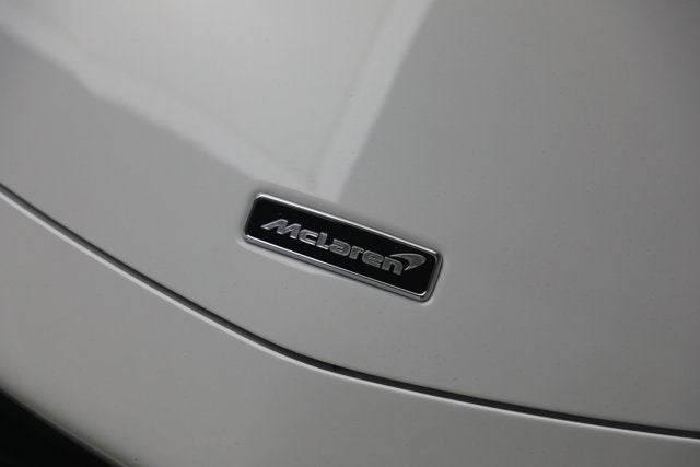 2023 McLaren Artura TechLux