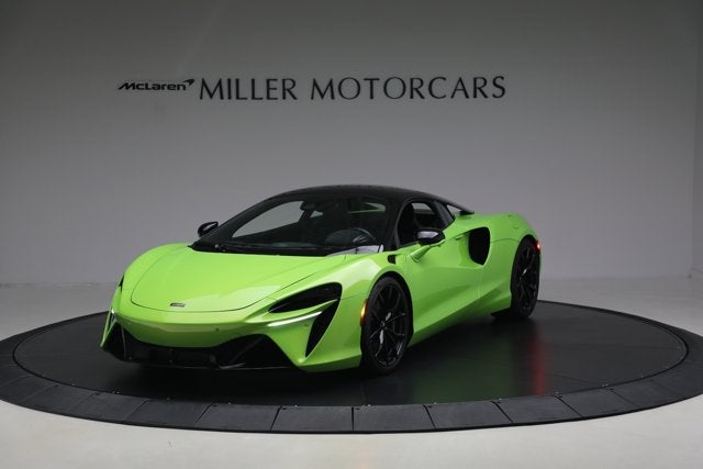 2023 McLaren Artura Performance