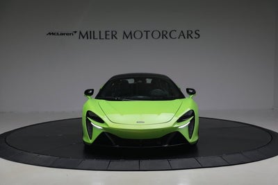 2023 McLaren Artura Performance