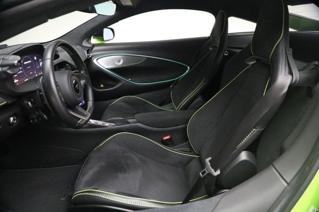 2023 McLaren Artura Performance