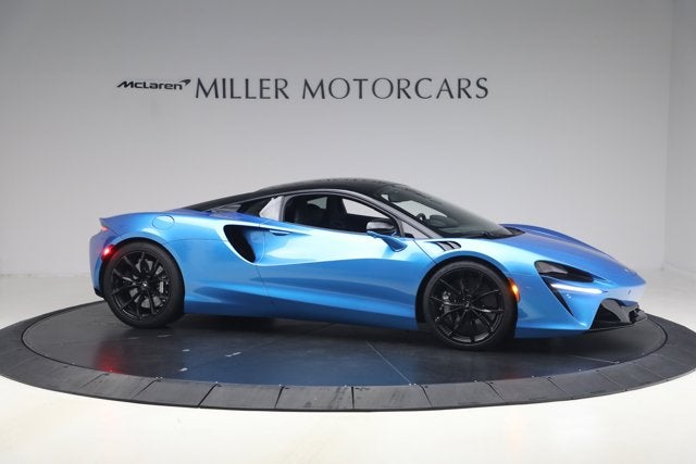 2024 McLaren Artura Performance
