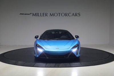 2024 McLaren Artura Performance