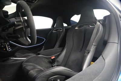 2024 McLaren Artura Performance