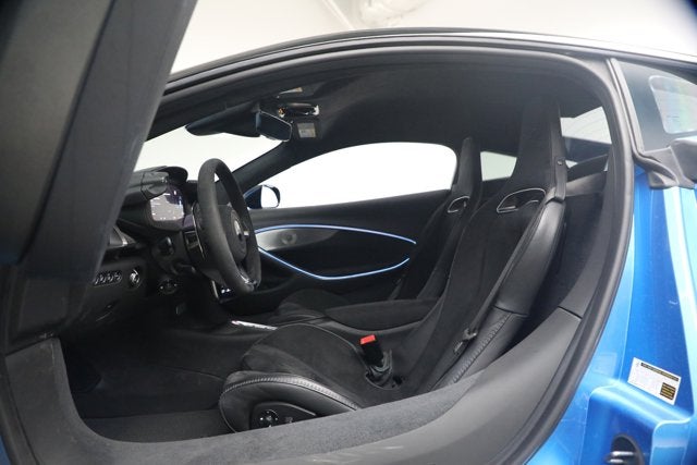 2024 McLaren Artura Performance