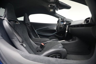 2024 McLaren Artura Performance