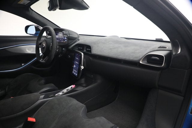 2024 McLaren Artura Performance