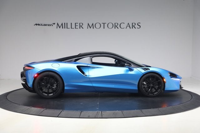 2024 McLaren Artura Performance