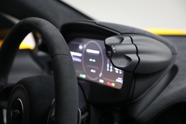 2024 McLaren Artura Base