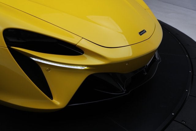 2024 McLaren Artura Base
