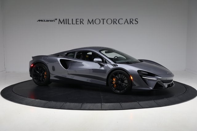 2024 McLaren Artura Performance