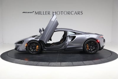 2024 McLaren Artura Performance