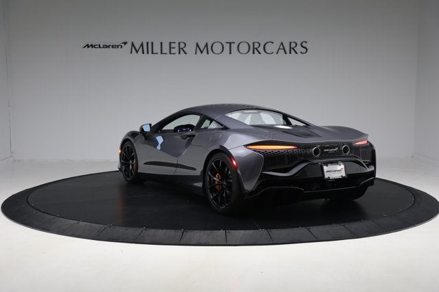 2024 McLaren Artura Performance