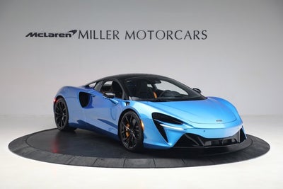 2023 McLaren Artura TechLux