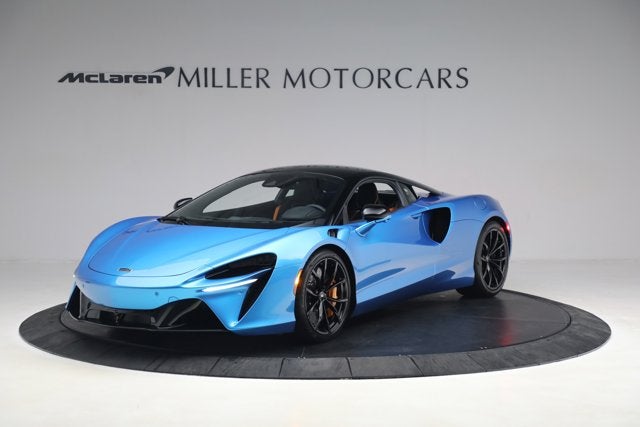2023 McLaren Artura TechLux