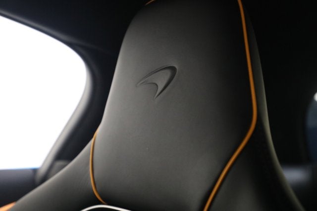 2023 McLaren Artura TechLux