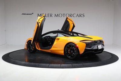 2024 McLaren Artura Performance