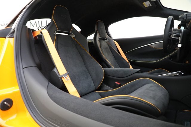 2024 McLaren Artura Performance