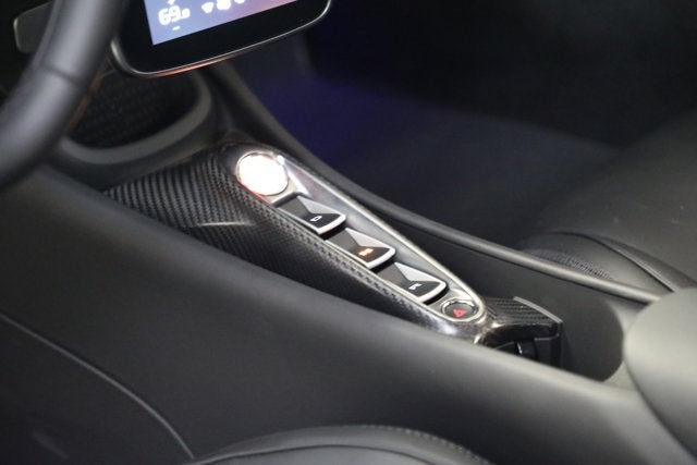 2025 McLaren Artura TechLux