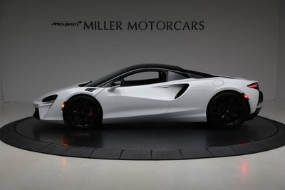 2023 McLaren Artura TechLux