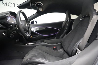 2023 McLaren Artura Performance