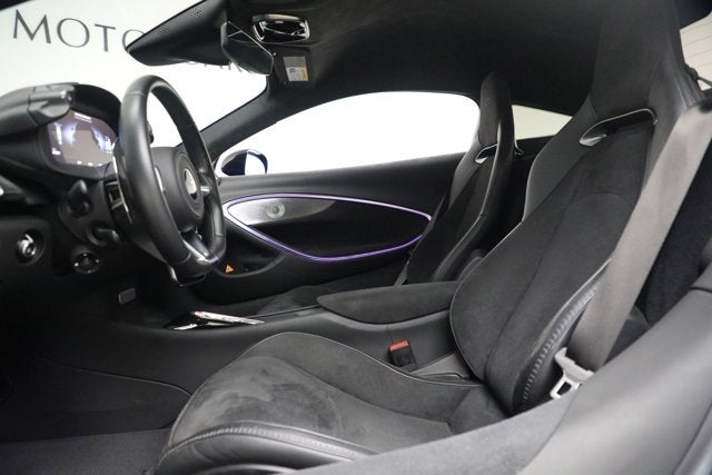 2023 McLaren Artura Performance