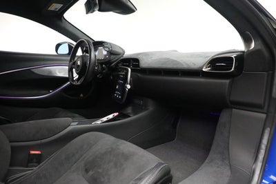 2023 McLaren Artura Performance