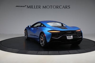 2024 McLaren Artura Vision