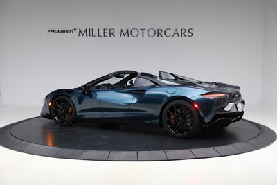 2025 McLaren Artura Spider Base