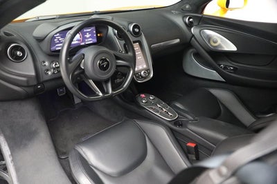 2023 McLaren GT Base