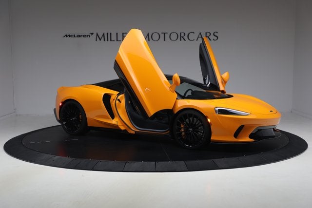 2023 McLaren GT Base