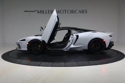 2025 McLaren GTS Performance