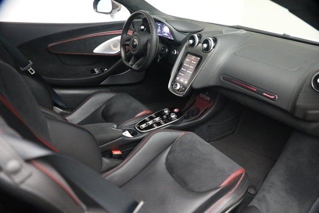 2025 McLaren GTS Performance