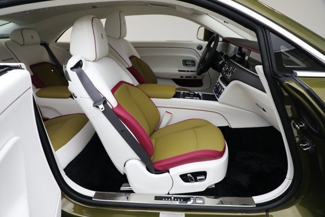2025 Rolls-Royce Spectre 