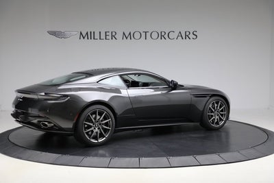 2019 Aston Martin DB11 V8