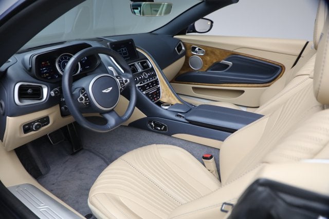 2022 Aston Martin DB11 Volante