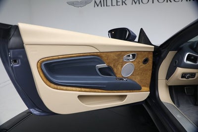 2022 Aston Martin DB11 Volante