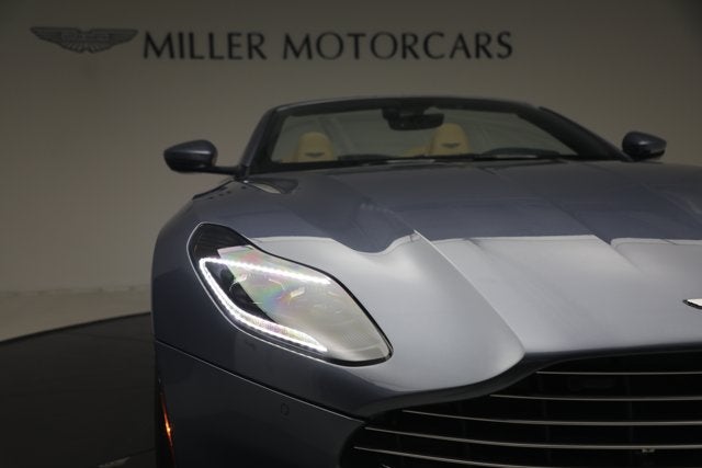 2022 Aston Martin DB11 Volante