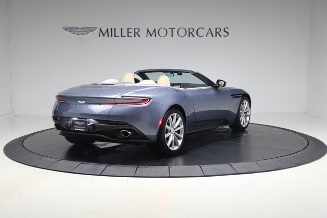 2022 Aston Martin DB11 Volante