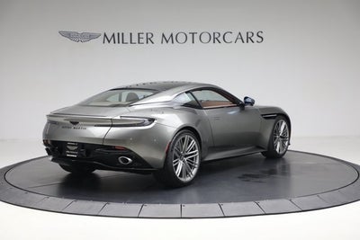 2025 Aston Martin DB12 V8