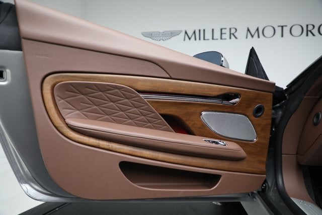 2026 Aston Martin DB12 Volante