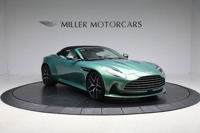 2025 Aston Martin DB12 Volante