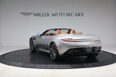 2024 Aston Martin DB12 Volante