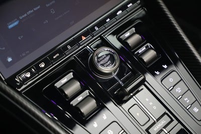 2024 Aston Martin DB12 Volante