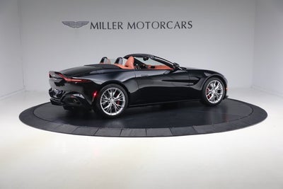 2021 Aston Martin Vantage Base