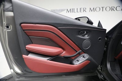 2021 Aston Martin Vantage Base